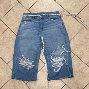 American Eagle Outfitters Ripped Blue Cropped Jeans